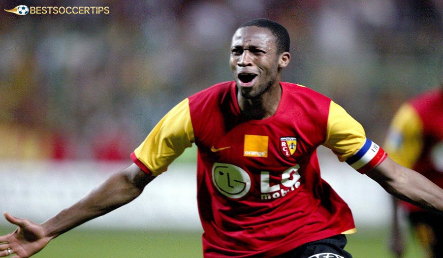 Seydou Keita - All-round midfielder, big influence on RC Lens odds to win the second half or score from the second line