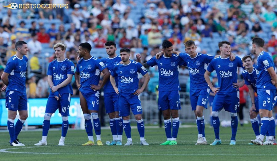 Everton - A team of tradition and belief, always fighting hard to stay