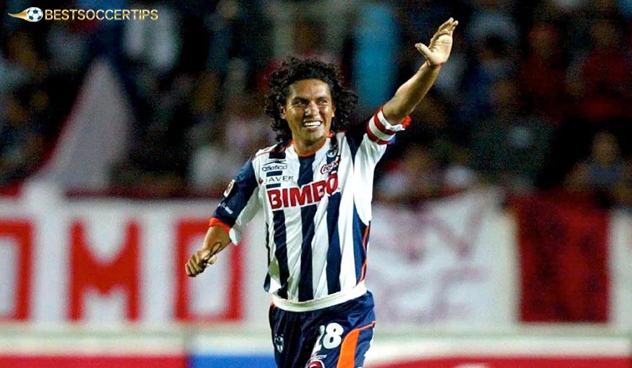 Jesús Arellano – The Magic Feet of Monterrey, City Symbol