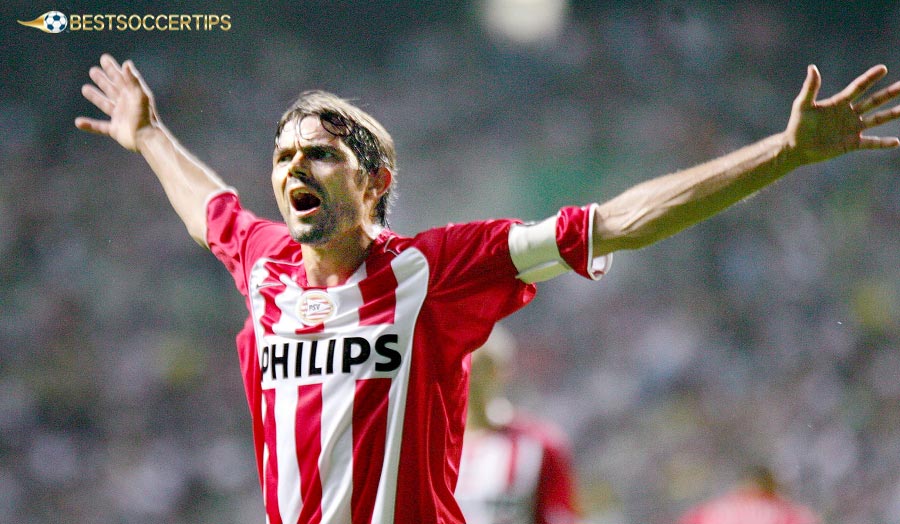 Phillip Cocu - Play smart and control the game well, support predicting tactical bets and scores