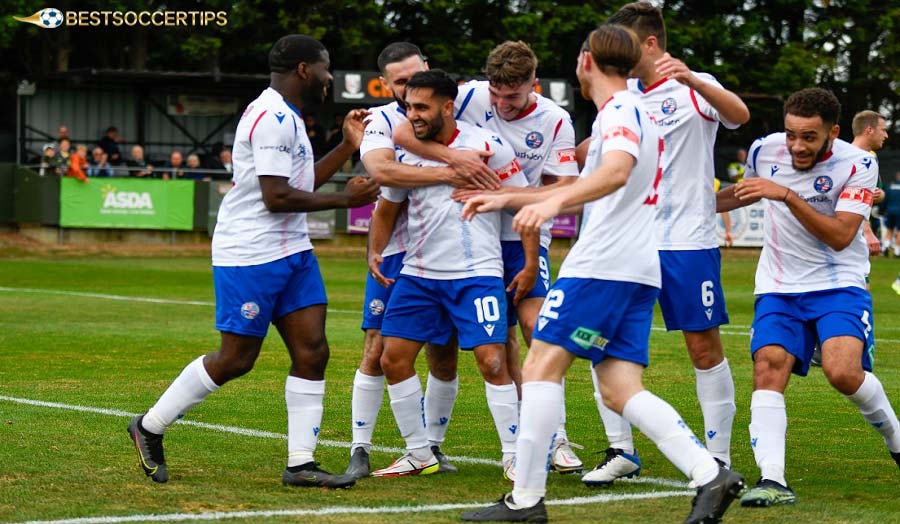 Rushden & Diamonds F.C. - Losing main sponsor, the team immediately fell into financial crisis